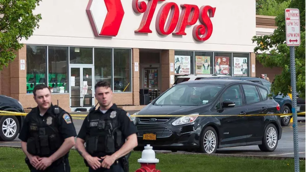 Masacre en Nueva York: conocé la teoría conspirativa que inspiró al tirador del supermercado
