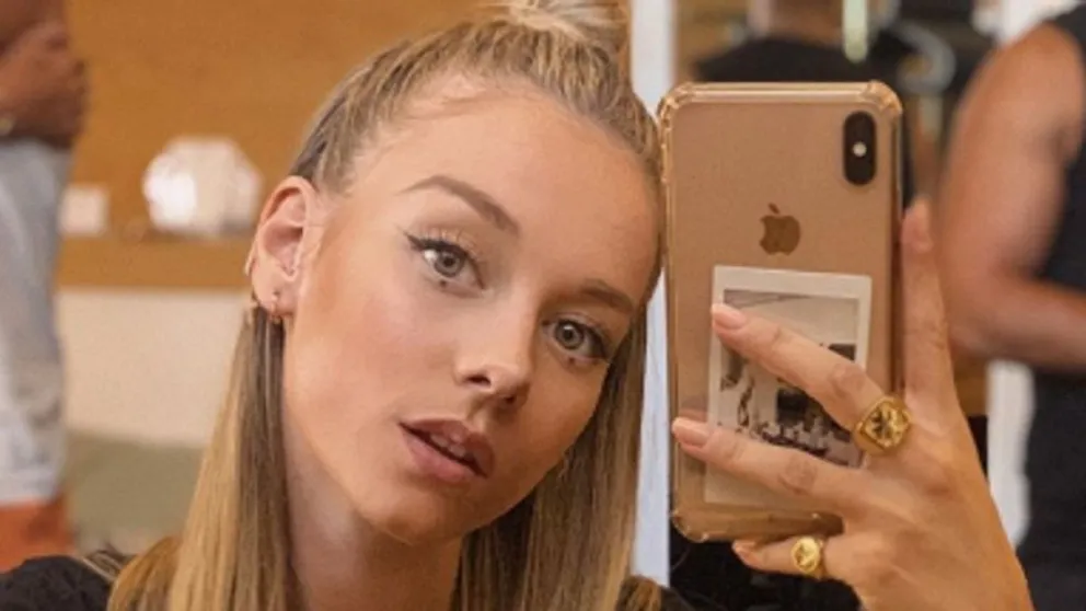 Ester Expósito y el minivestido animal print con el que encendió la red