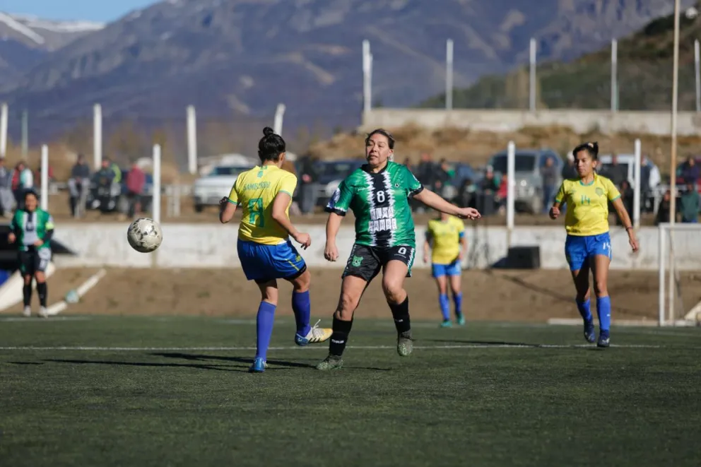 Las chicas de ADeFul le ponen punto final a la triple jornada