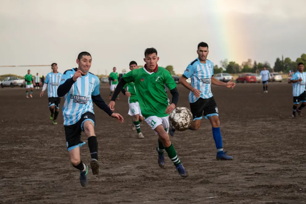 Laten fuerte los corazones: así se jugará la quinta fecha de la barrial de Viedma