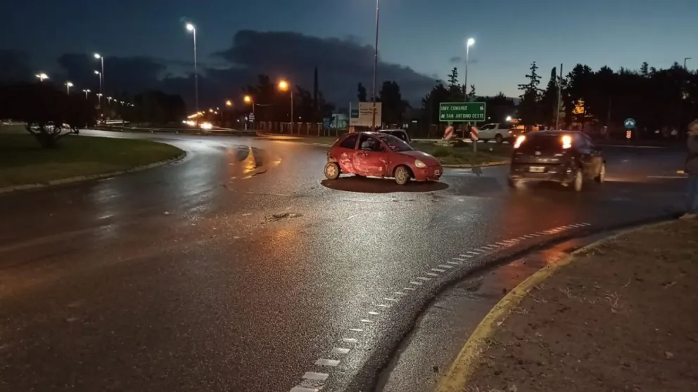 Conductas riesgosas en la rotonda de la ruta 3 provocaron un accidente