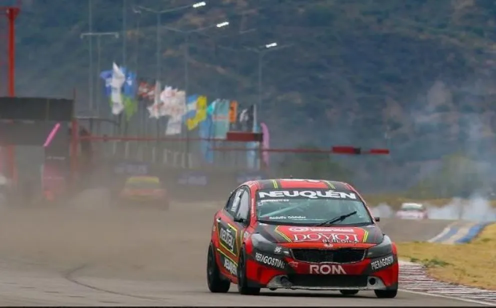 Autovilismo: Un desperfecto obligó al abandono a Benvenuti