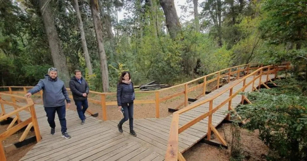 Inauguran un nuevo sendero en Villa La Angostura