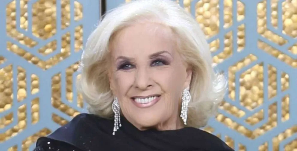 Tras el fallecimiento de la Reina Isabel II, estallaron los memes de Mirtha Legrand