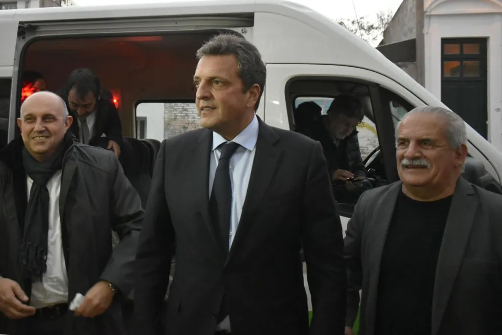 Denuncia de Costantino contra Massa: salen con los tapones de punta a defender al presidente de la Cámara de Diputados