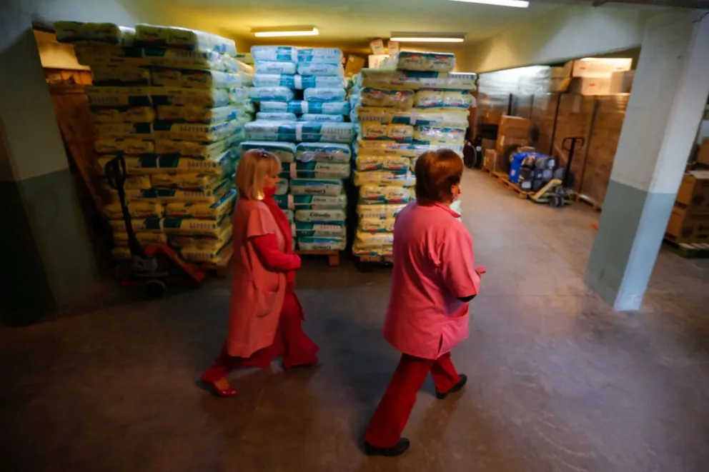 Con la donación de Sele Vera las Damas de Rosa compraron 29.360 pañales