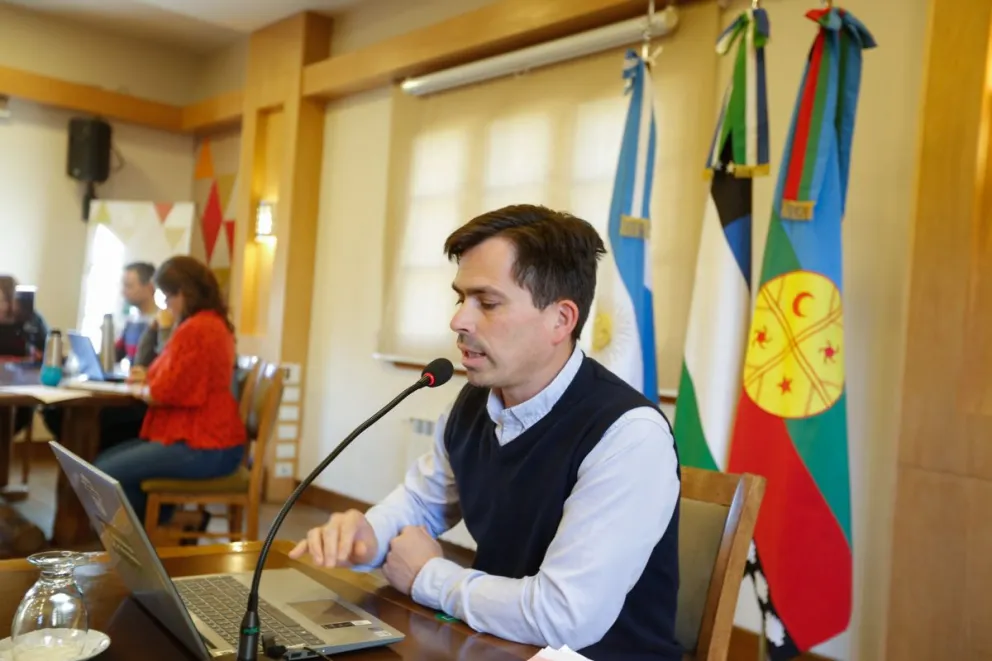 "Hacerle creer al vecino que con la promulgación de la ordenanza se cierra el Vertedero es mentirle"