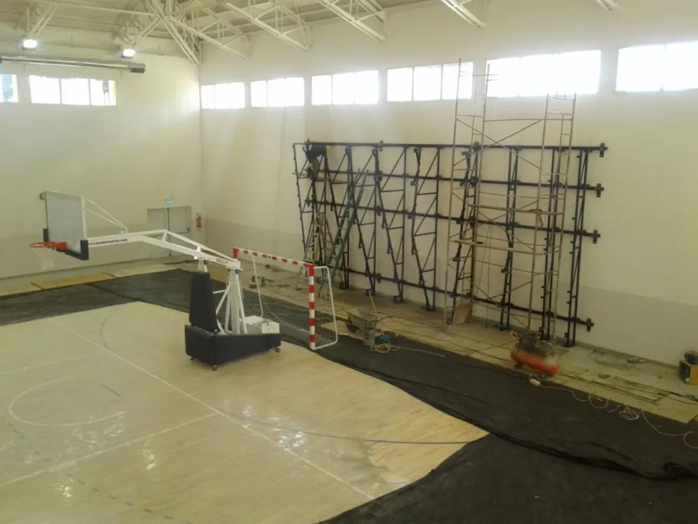 Ultiman detalles para finalizar el gimnasio del CRUB