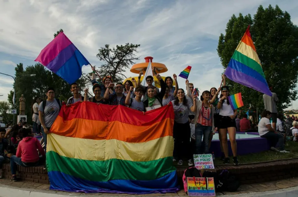 La comunidad gay tendrá su festival en la plaza San Martín