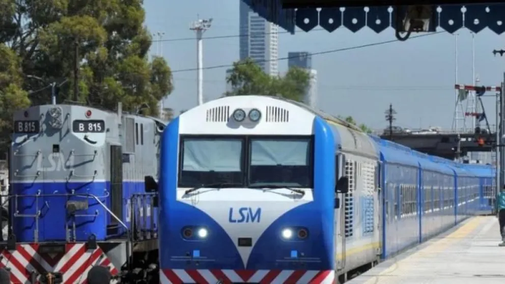 Tragedia en José C. Paz: dos chicos intentaron rescatar un perro y fueron atropellados por el tren