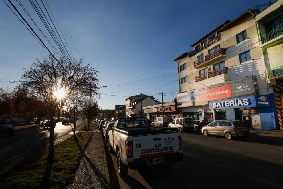 Vecinos controlaron un principio de incendio que habría sido intencional