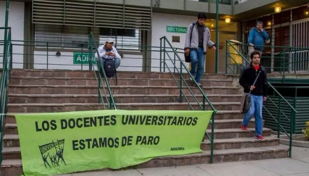 Docentes universitarios