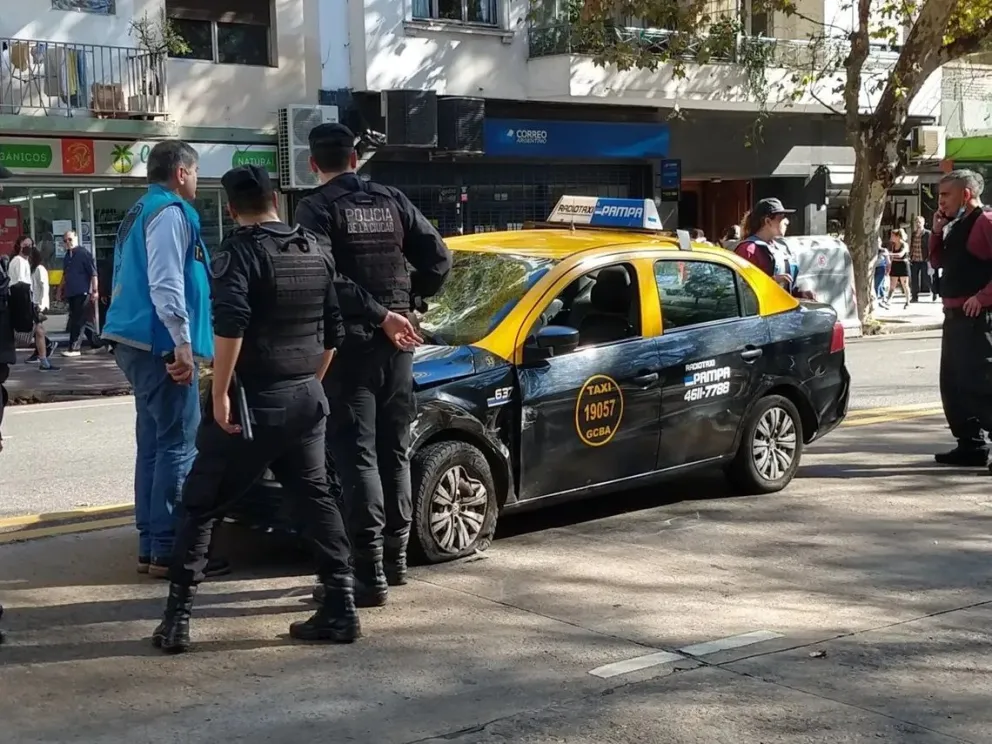 Falleció el taxista que atropelló a las turistas francesas